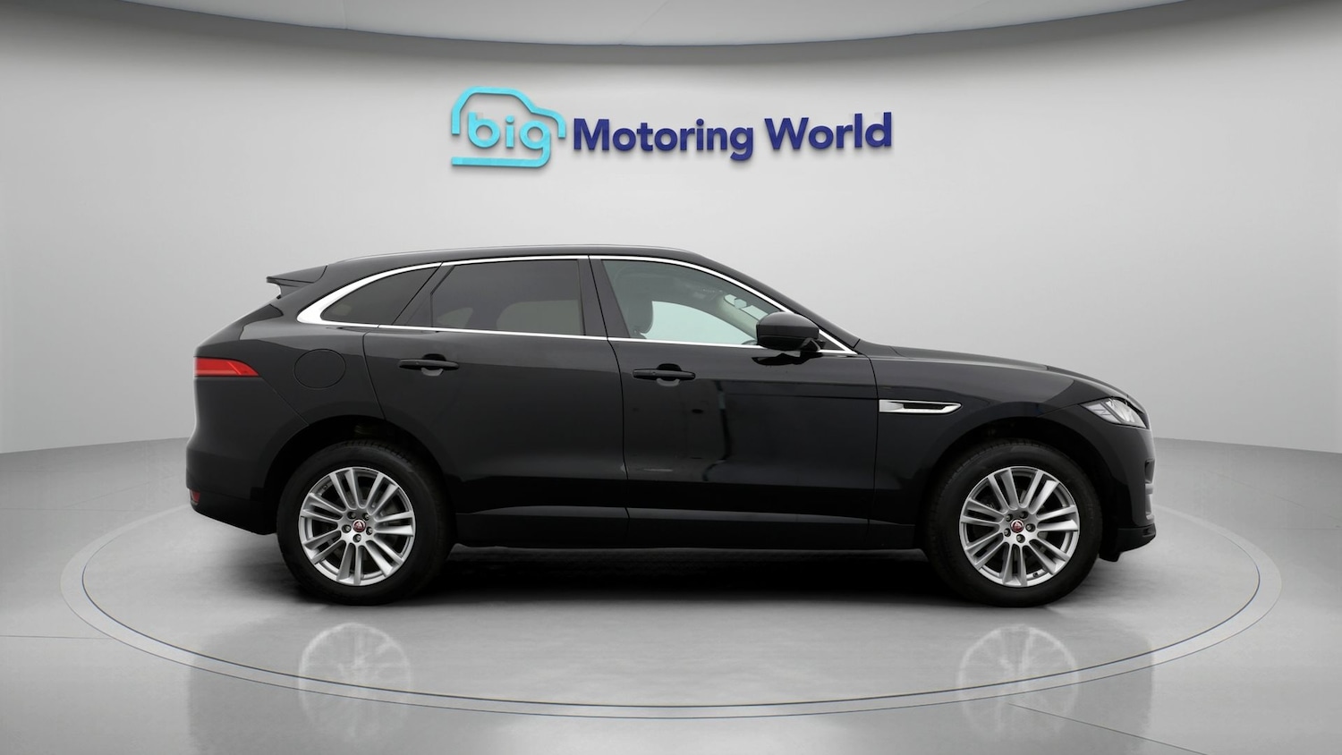 Used Jaguar F-Pace 2020 for sale - 77935922: Photo 8