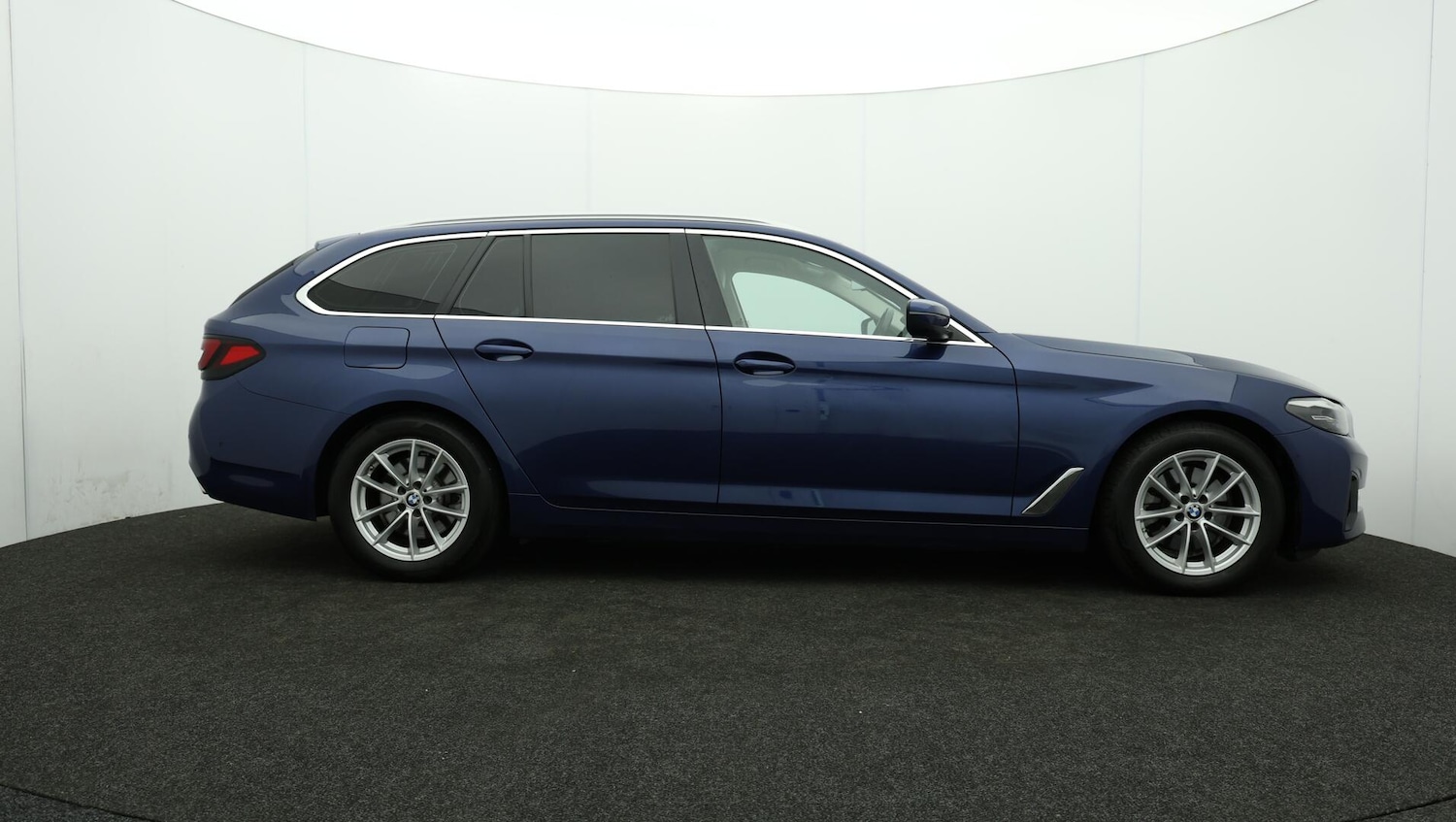 Used BMW 5 Series 2021 for sale - 76084758: Photo 43