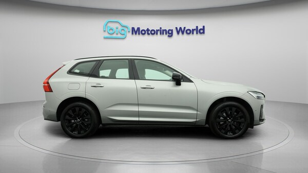 Used Volvo XC60 2022 for sale - 76042127: Photo 9