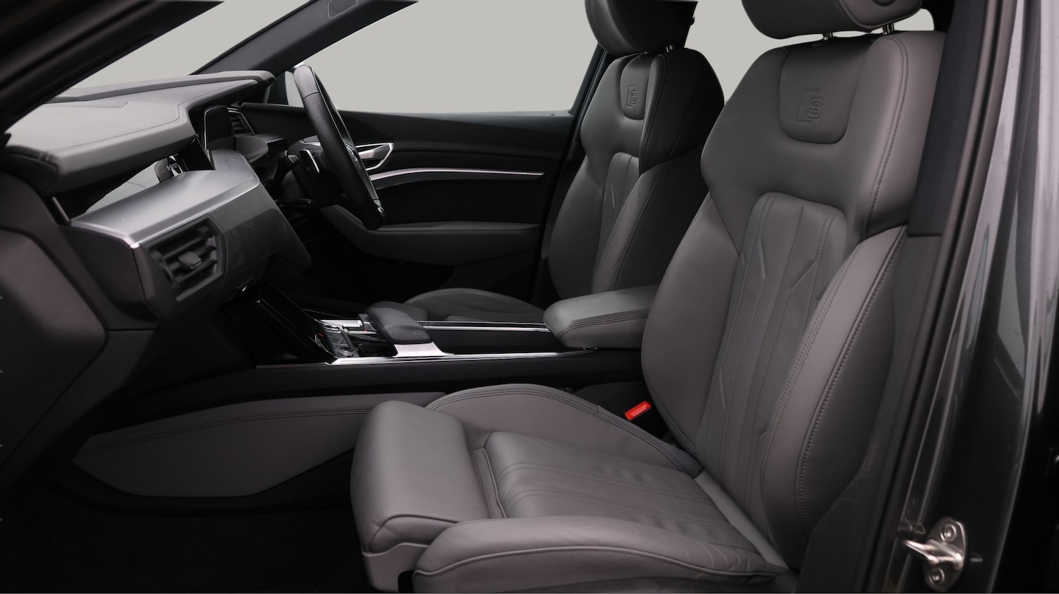 Used Audi e-tron 2022 for sale - 77669395: Photo 14