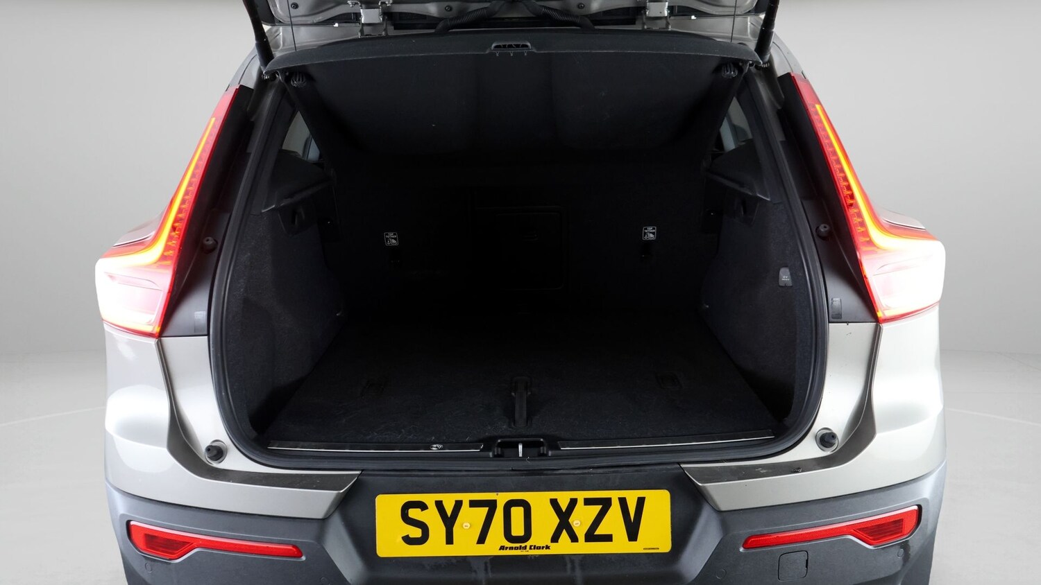 Used Volvo XC40 2021 for sale - 77675816: Photo 17