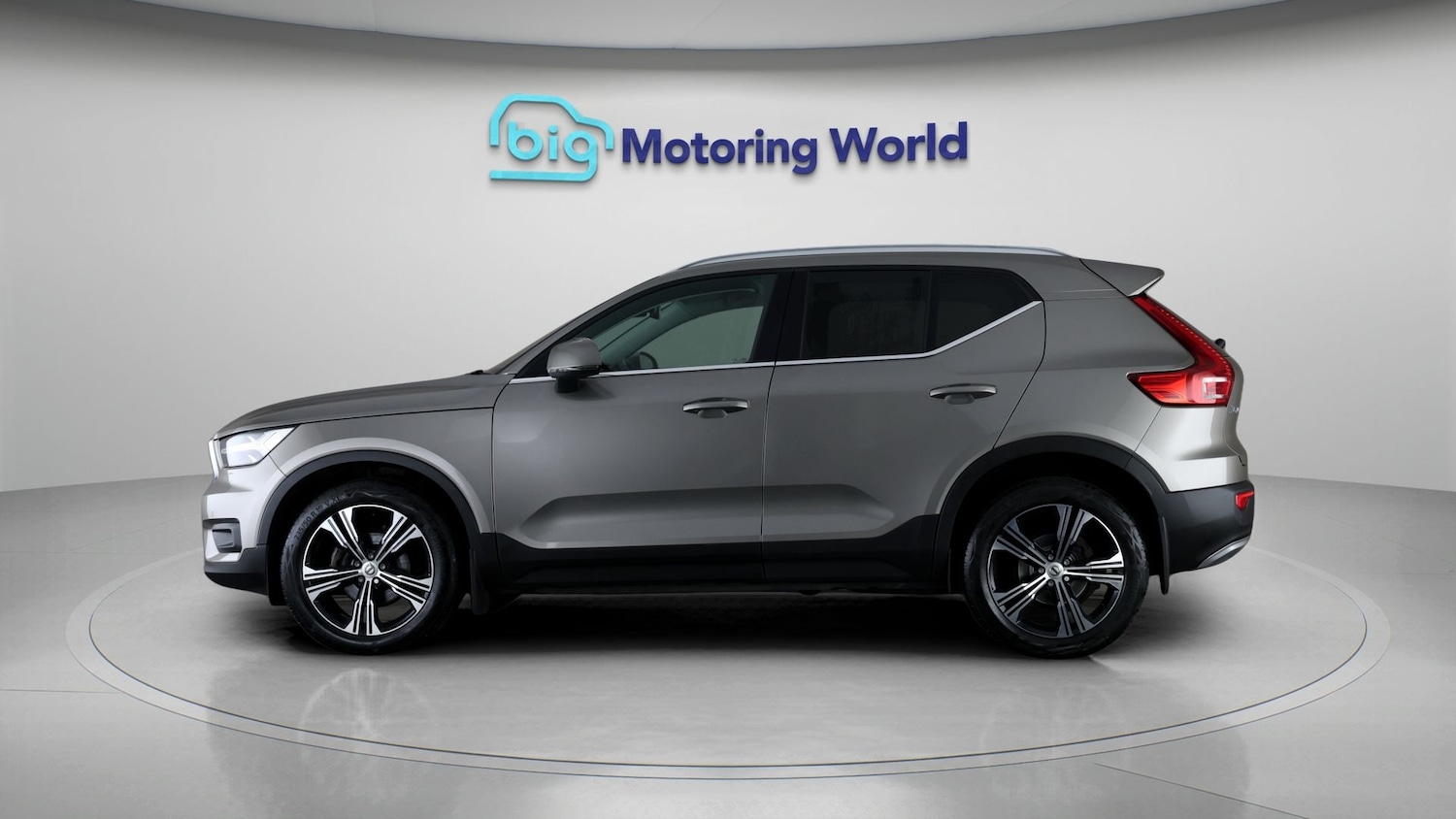 Used Volvo XC40 2021 for sale - 77675816: Photo 4