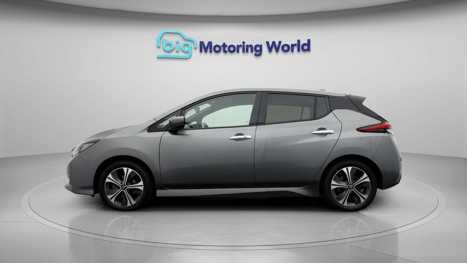Used Nissan Leaf 2021 for sale - 77386201: Photo 4