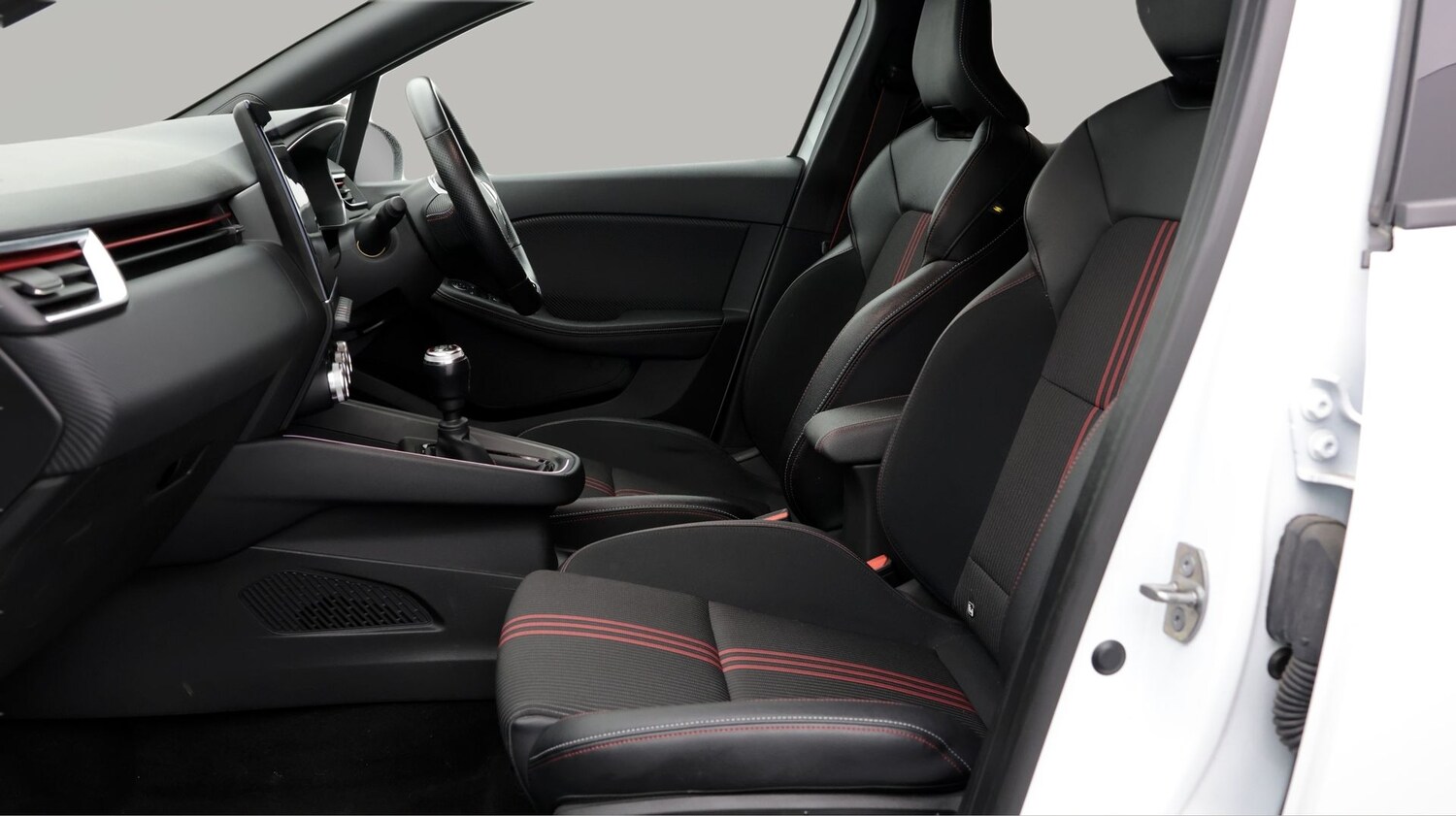 Used Renault Clio 2023 for sale - 77746079: Photo 14