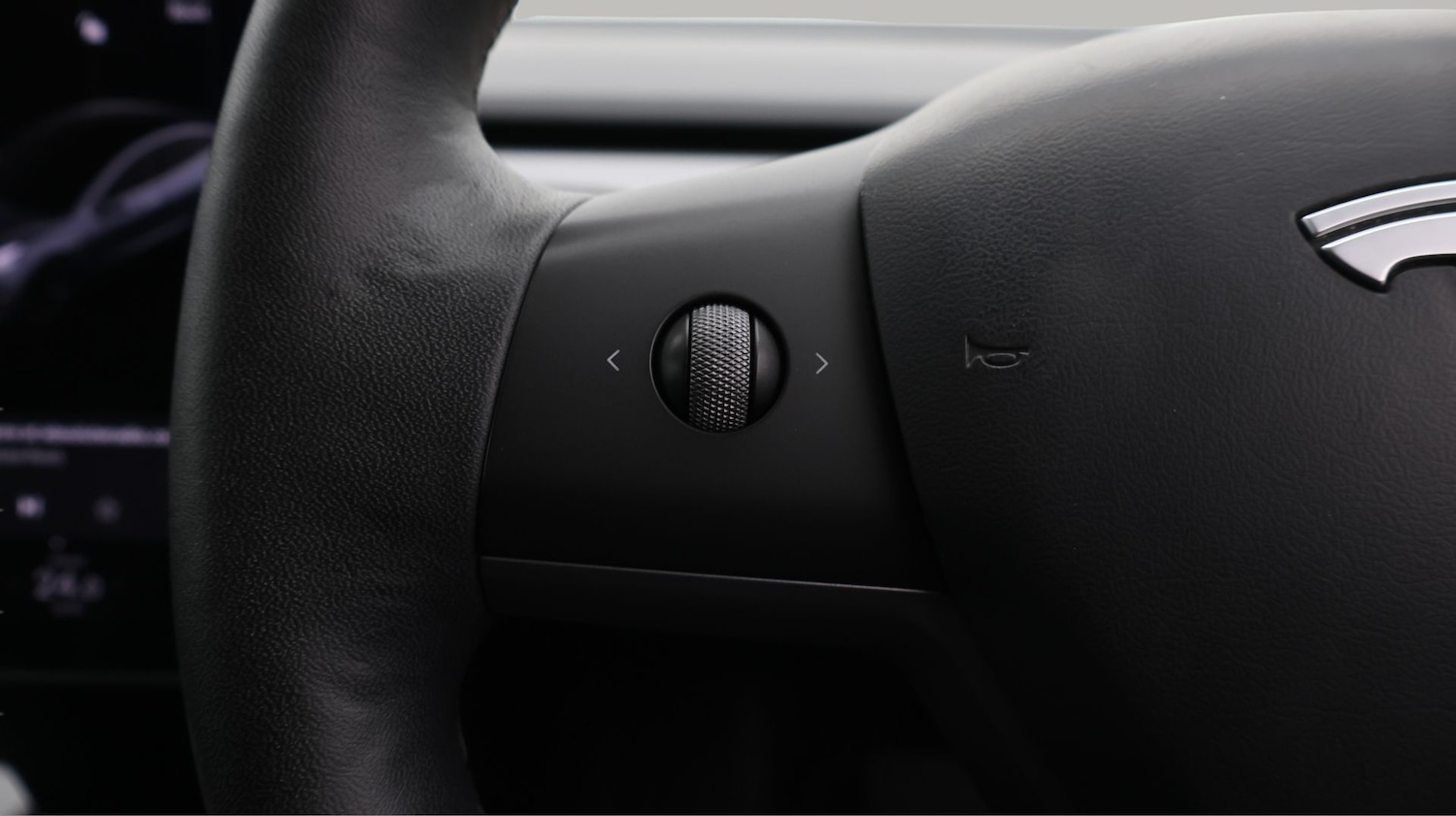 Used Tesla Model 3 2020 for sale - 77350523: Photo 24