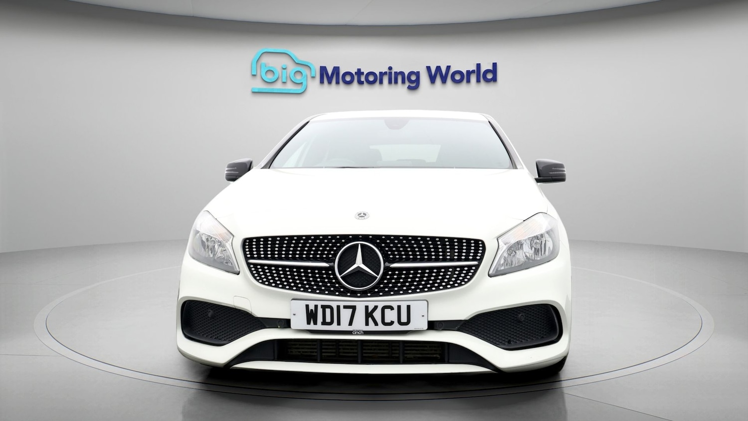 Used Mercedes-Benz A-Class 2017 for sale - 77210948: Photo 2