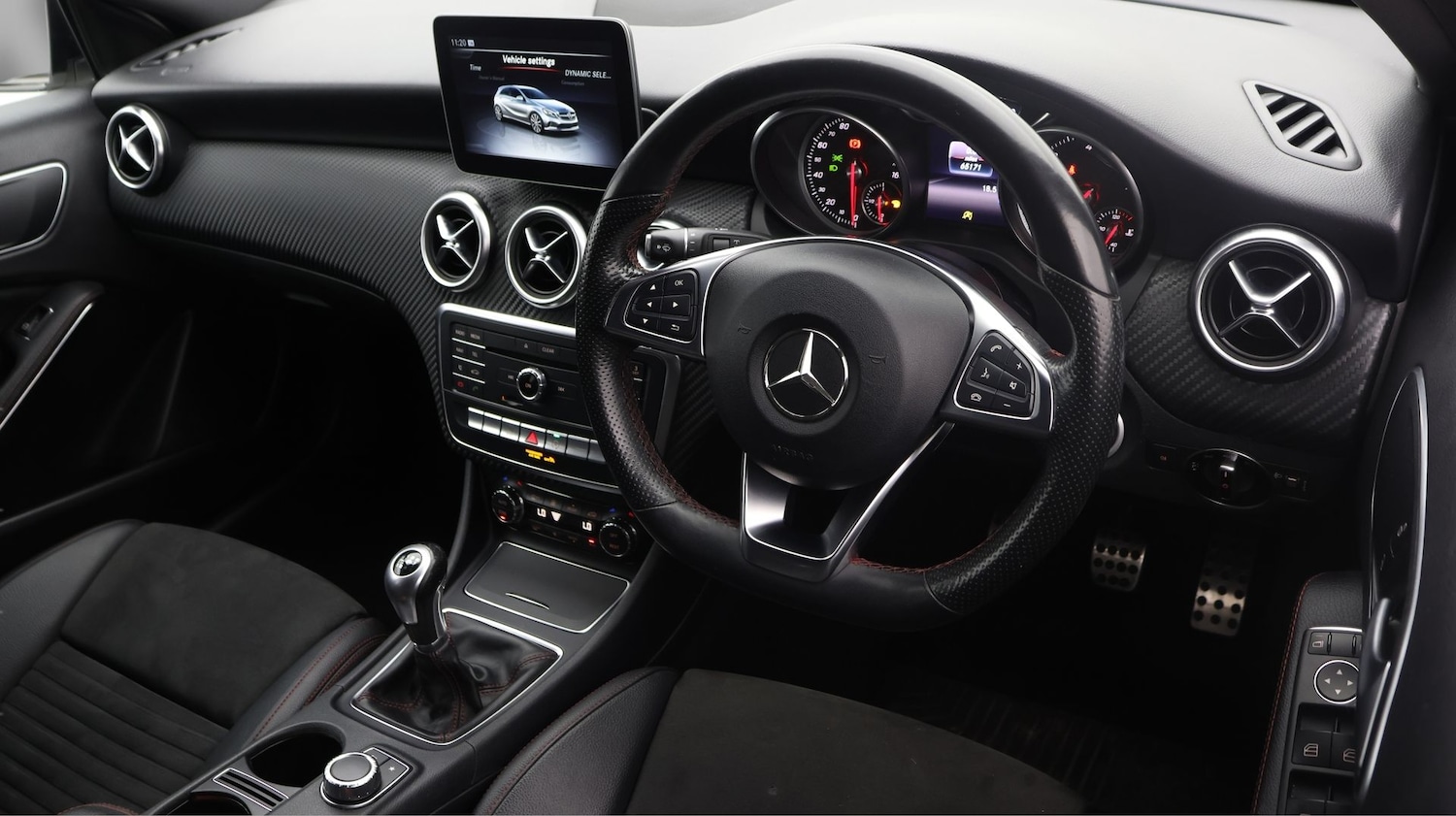 Used Mercedes-Benz A-Class 2017 for sale - 77210948: Photo 9