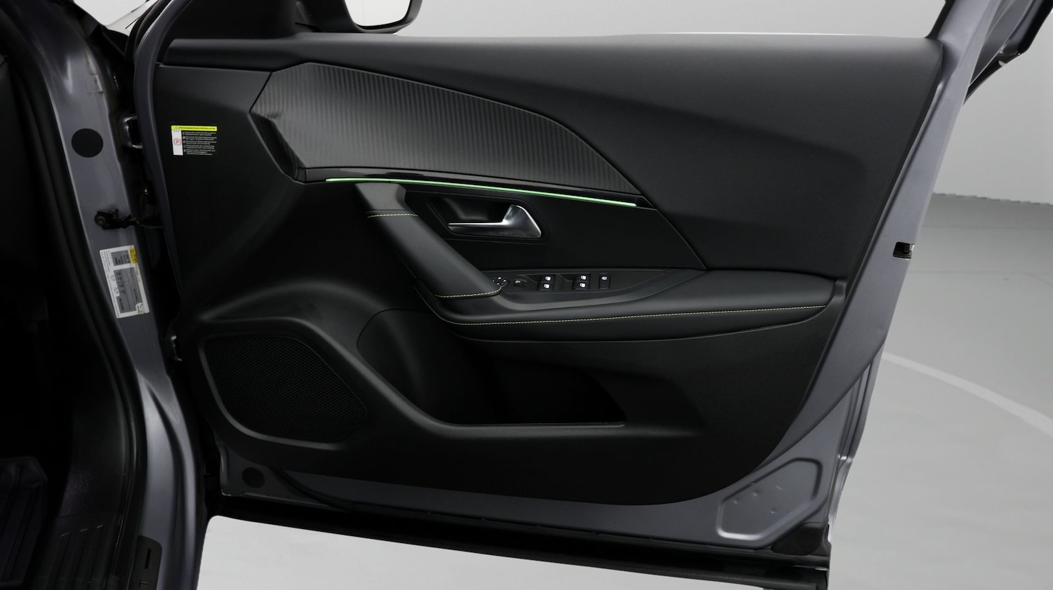 Used Peugeot 2008 2021 for sale - 77382832: Photo 15