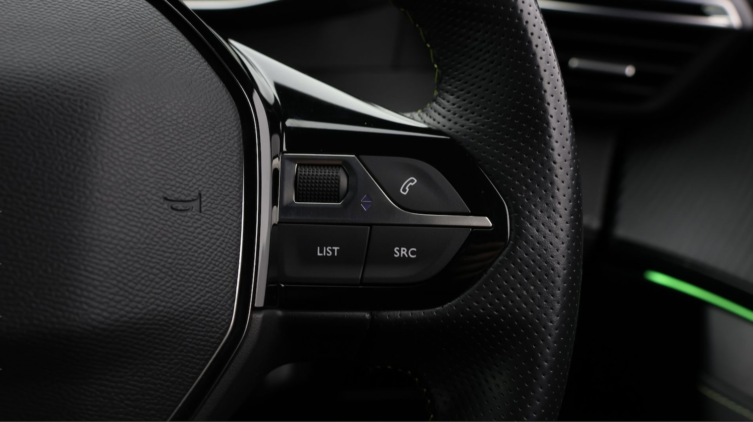 Used Peugeot 2008 2021 for sale - 77382832: Photo 22