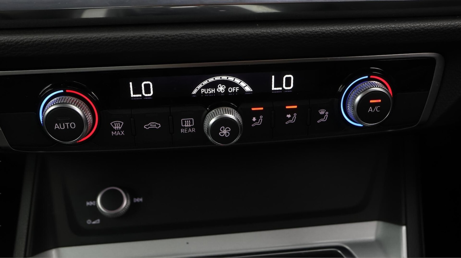 Used Audi Q3 2021 for sale - 76657674: Photo 13