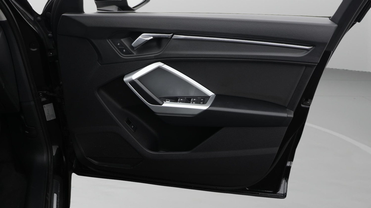 Used Audi Q3 2021 for sale - 76657674: Photo 16