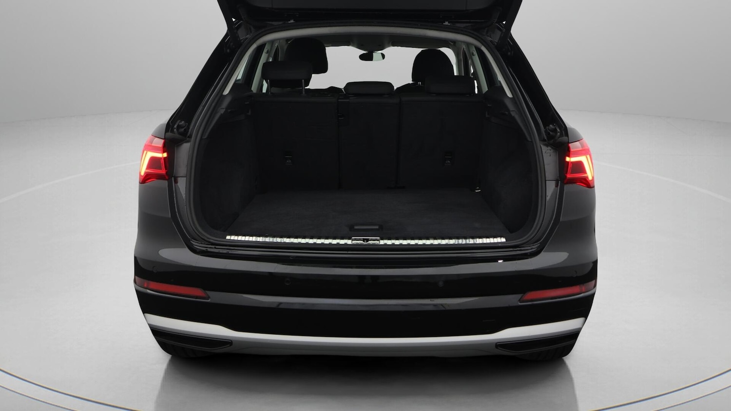 Used Audi Q3 2021 for sale - 76657674: Photo 18