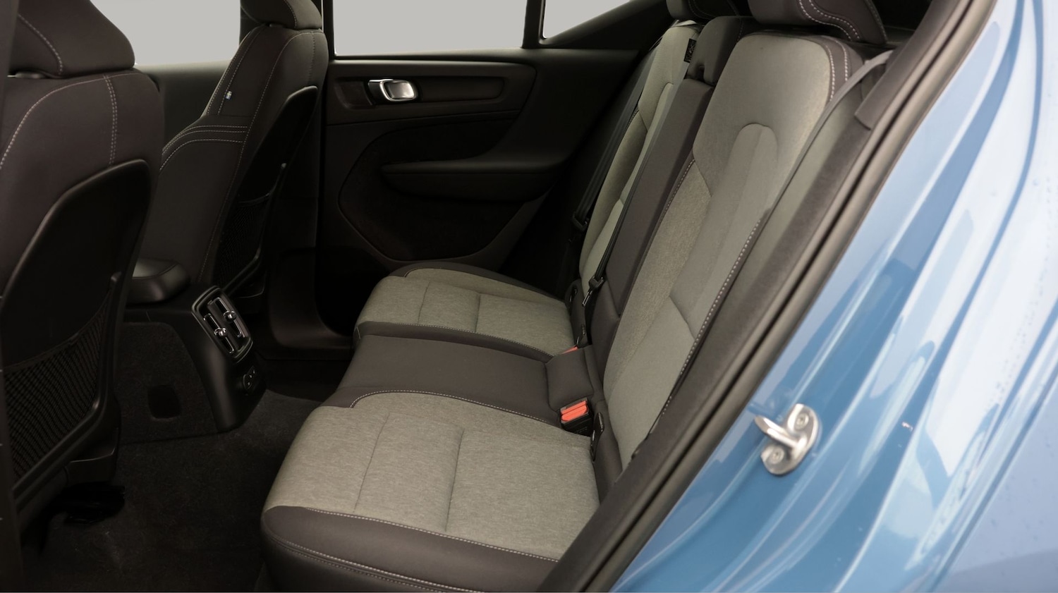 Used Volvo XC40 2023 for sale - 77855115: Photo 16