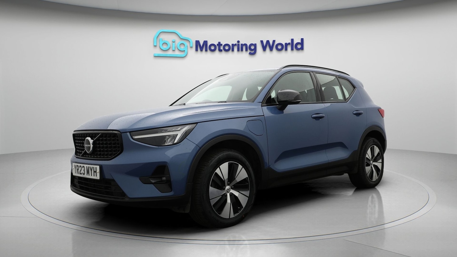Used Volvo XC40 2023 for sale - 77855115: Photo 3