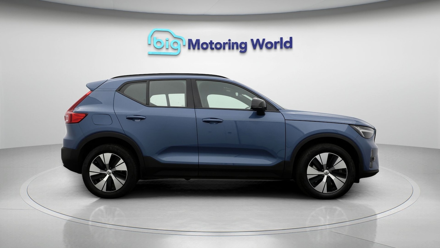Used Volvo XC40 2023 for sale - 77855115: Photo 8