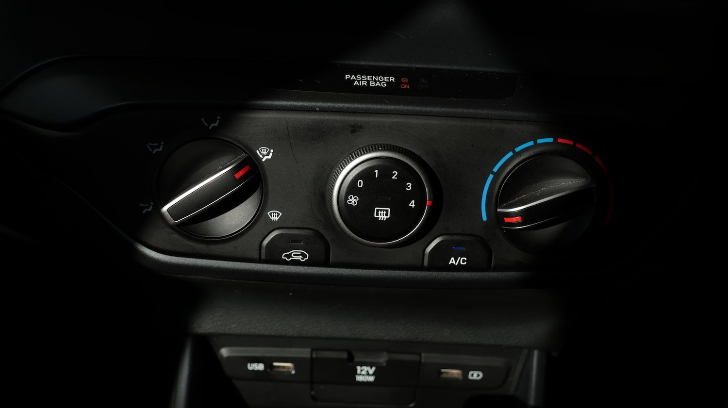 Used Hyundai BAYON 2023 for sale - 77877699: Photo 12