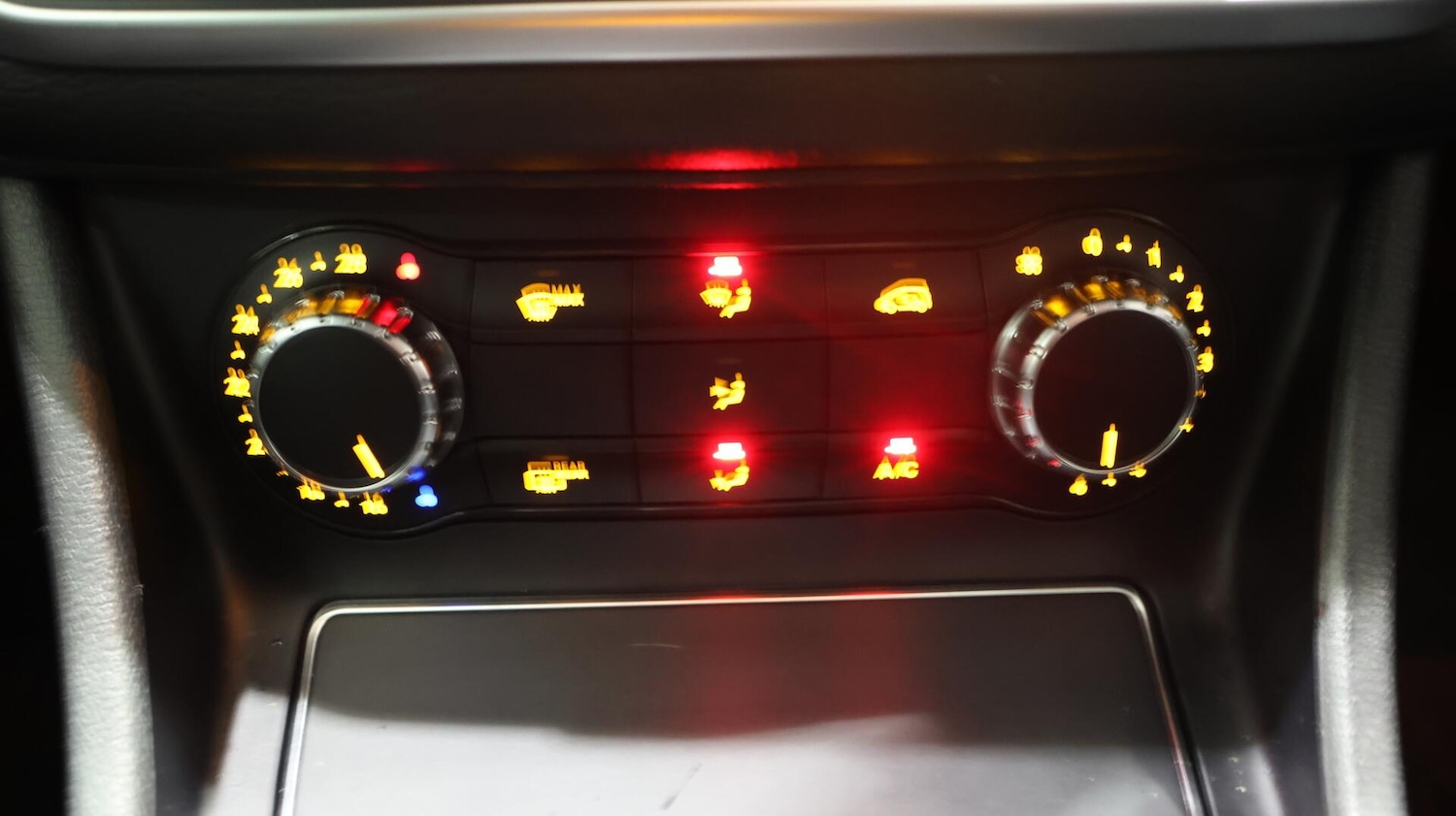 Used Mercedes-Benz GLA 2019 for sale - 76538460: Photo 13