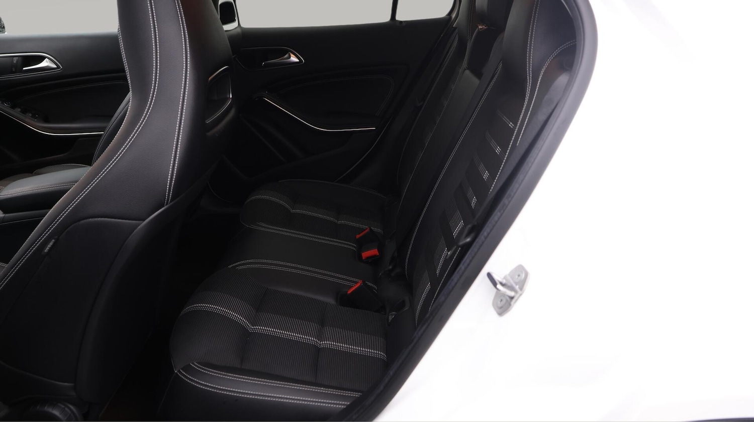 Used Mercedes-Benz GLA 2019 for sale - 76538460: Photo 17