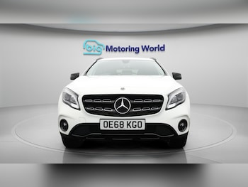 Used Mercedes-Benz GLA 2019 for sale - 76538460: Photo