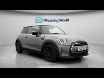 Used MINI Hatch 2021 for sale - 75103601: Photo