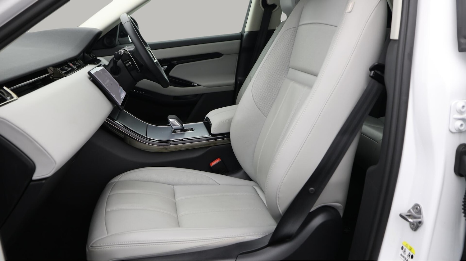 Used Land Rover Range Rover Evoque 2024 for sale - 76512062: Photo 15