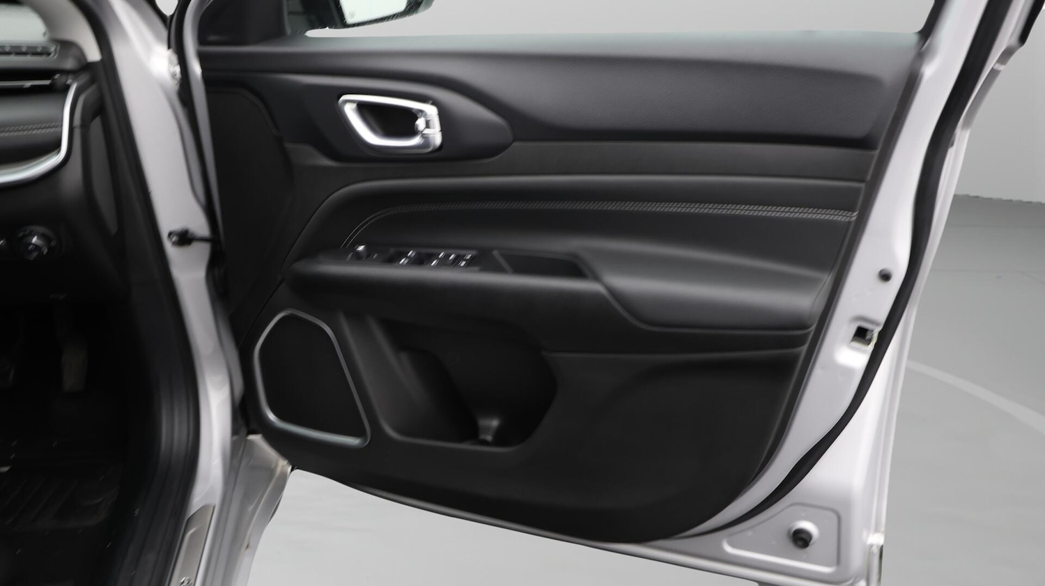 Used Jeep Compass 2024 for sale - 76584839: Photo 16