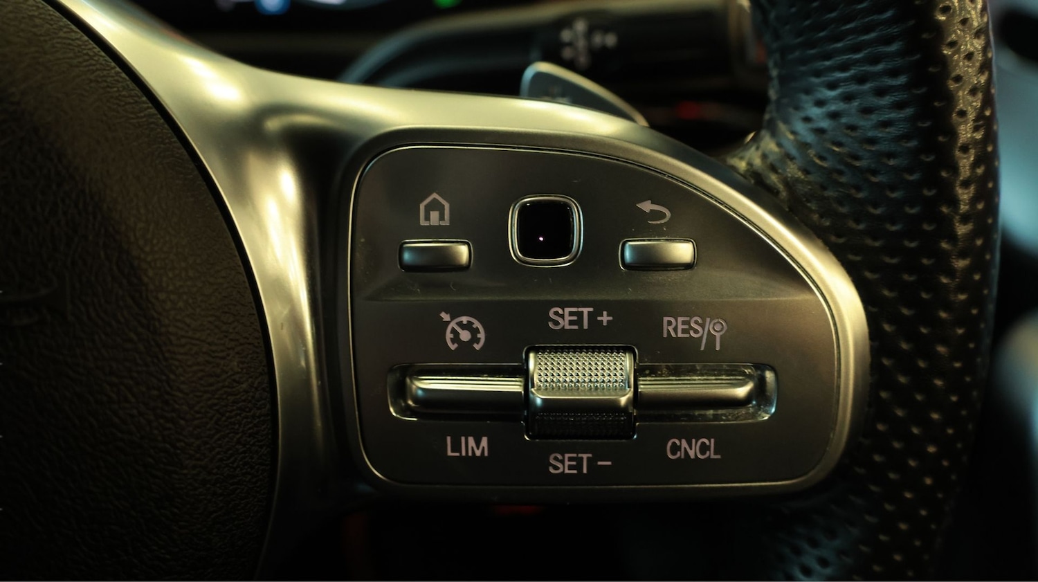 Used Mercedes-Benz CLA 2022 for sale - 77695071: Photo 22