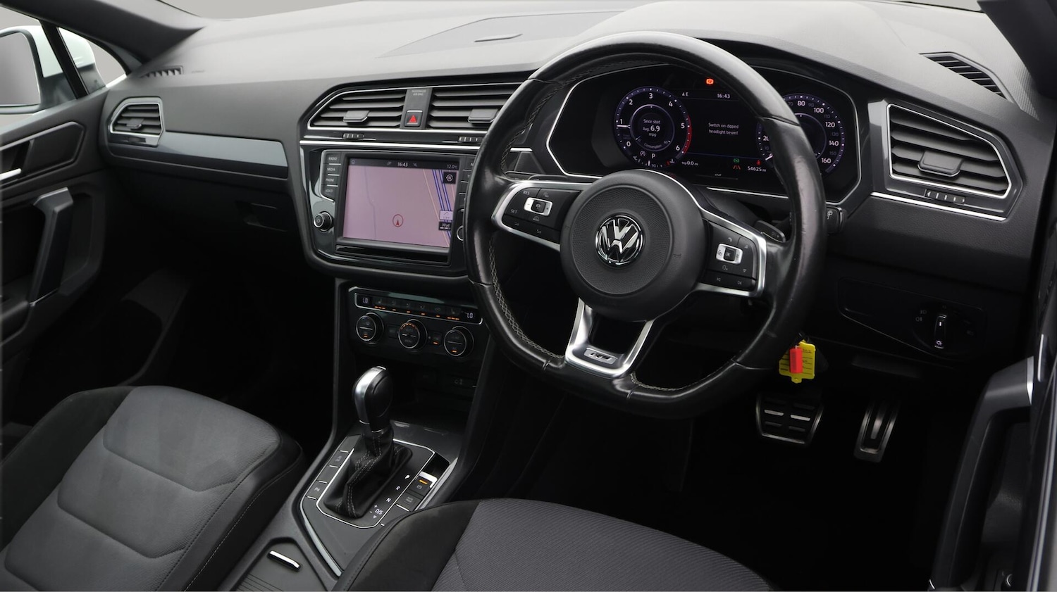 Used Volkswagen Tiguan 2017 for sale - 76634254: Photo 10