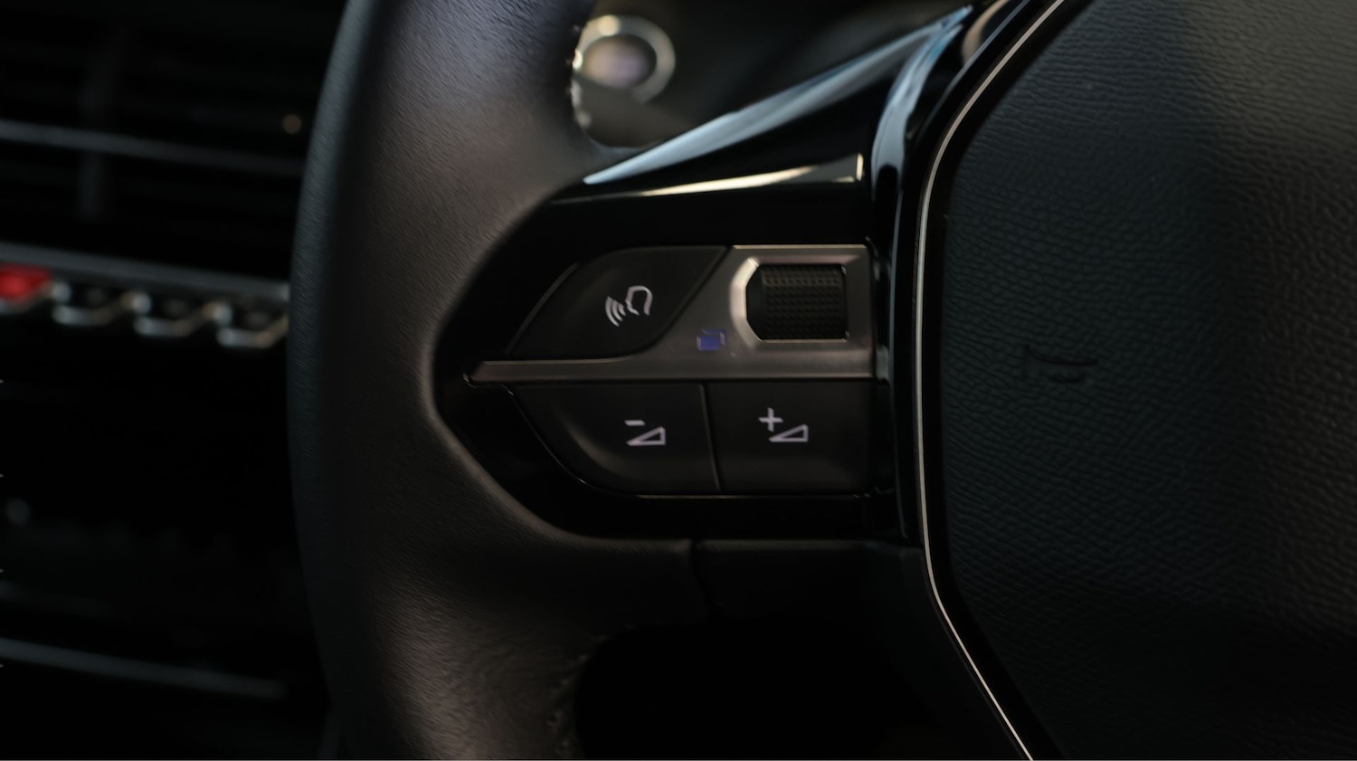 Used Peugeot E-2008 for sale - 78201655: Photo 22