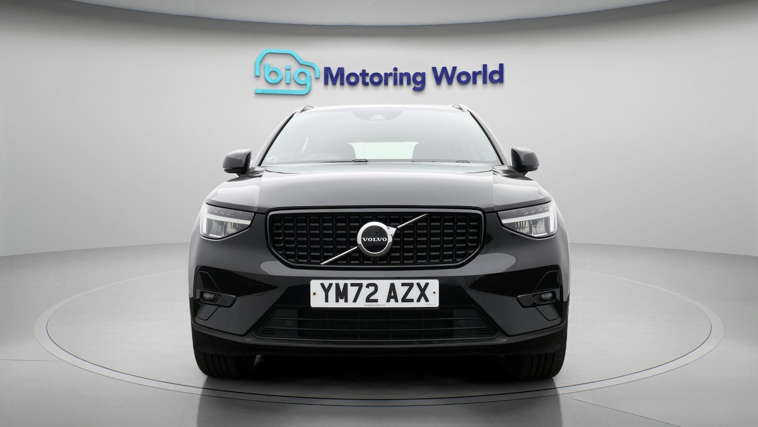 Used Volvo XC40 2023 for sale - 77329333: Photo 2