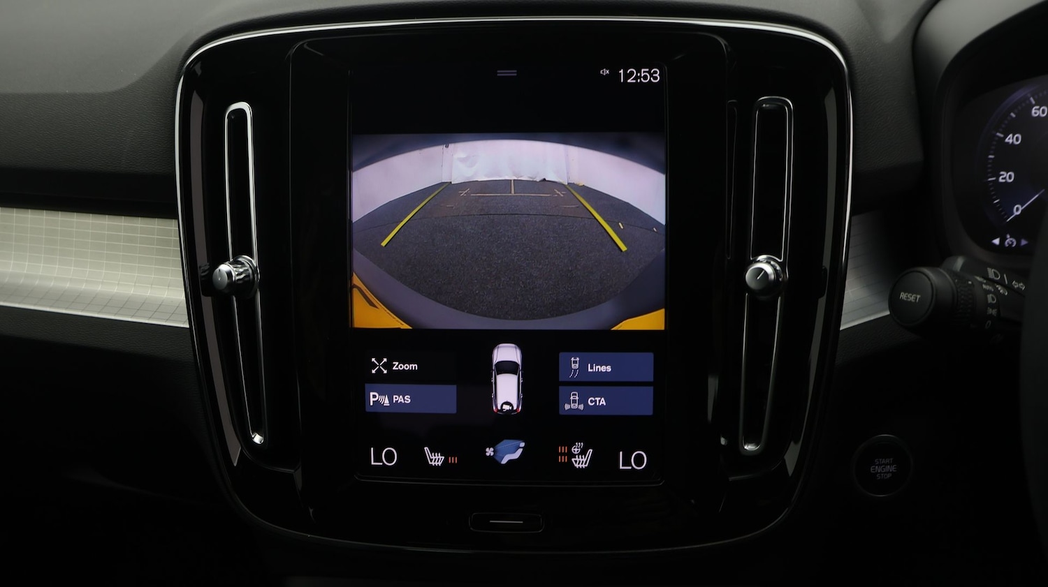 Used Volvo XC40 2023 for sale - 77329333: Photo 21