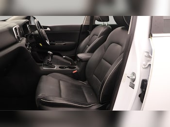 Used Kia Sportage 2018 for sale - 76167203: Photo 3