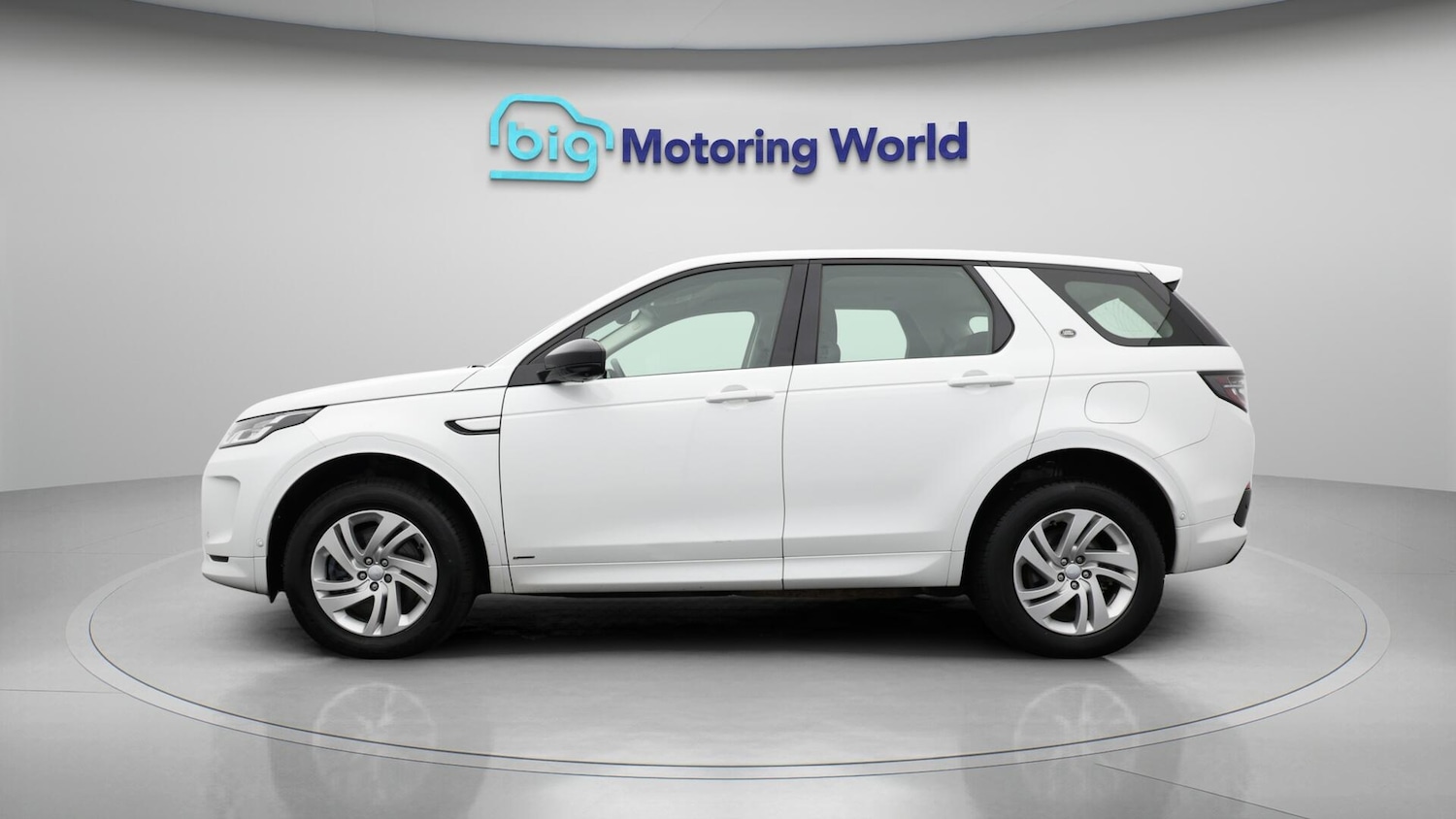 Used Land Rover Discovery Sport for sale - 76440482: Photo 5