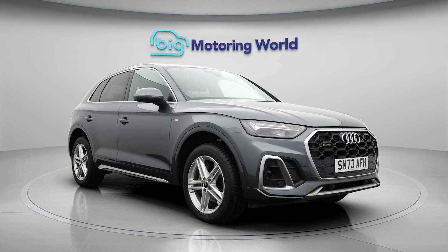 Used Audi Q5 2023 for sale - 76689845: Photo 2