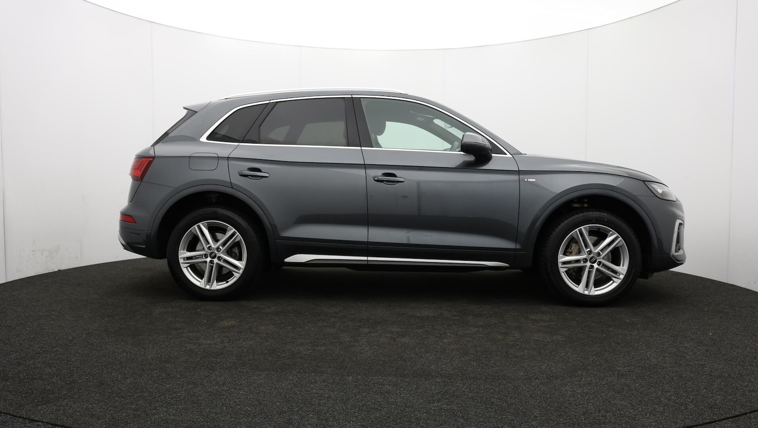 Used Audi Q5 2023 for sale - 76689845: Photo 45