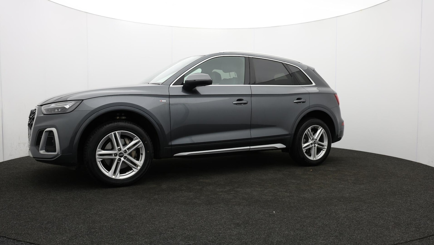 Used Audi Q5 2023 for sale - 76689845: Photo 69