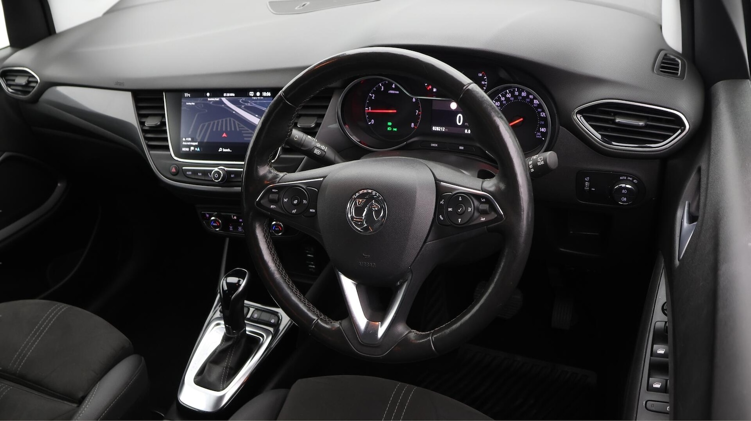 Used Vauxhall Crossland 2022 for sale - 76657860: Photo 10