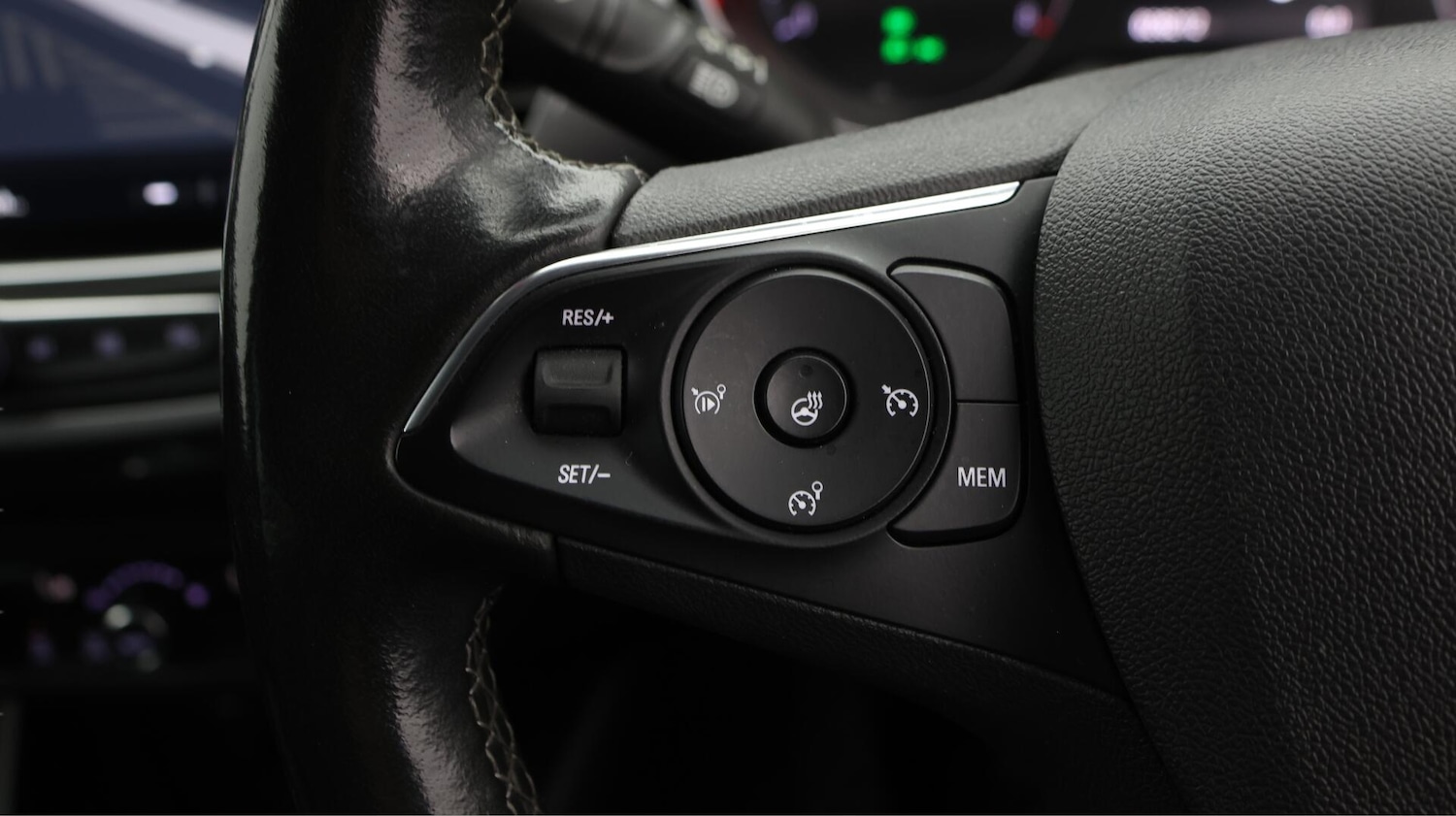 Used Vauxhall Crossland 2022 for sale - 76657860: Photo 22