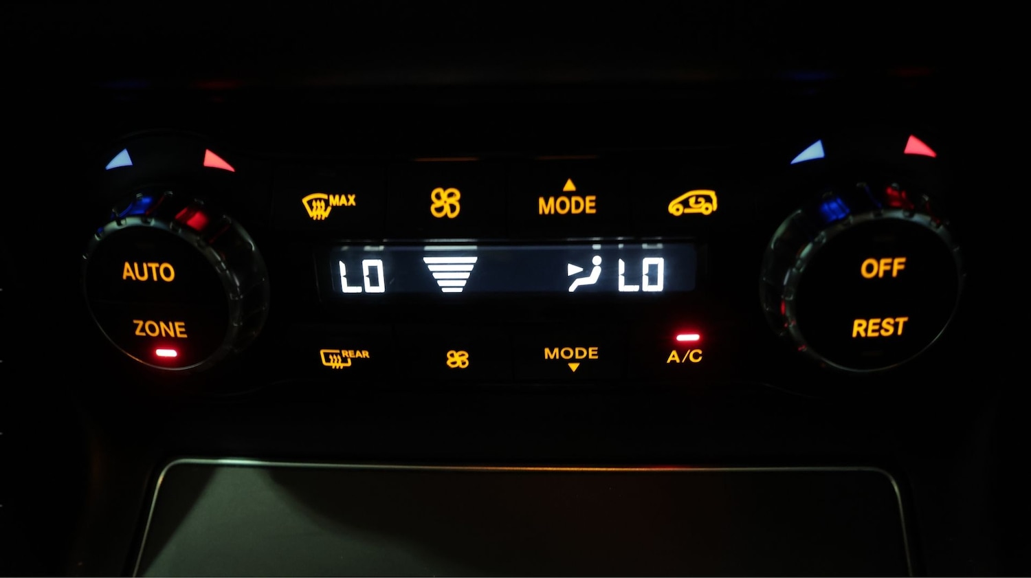 Used Mercedes-Benz GLA 2019 for sale - 77546302: Photo 12