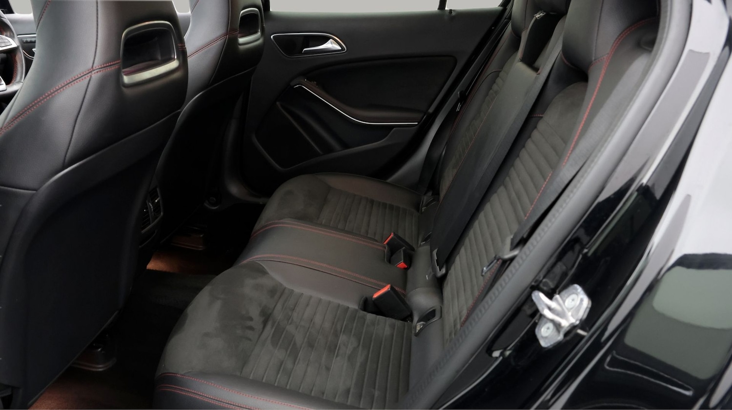 Used Mercedes-Benz GLA 2019 for sale - 77546302: Photo 16