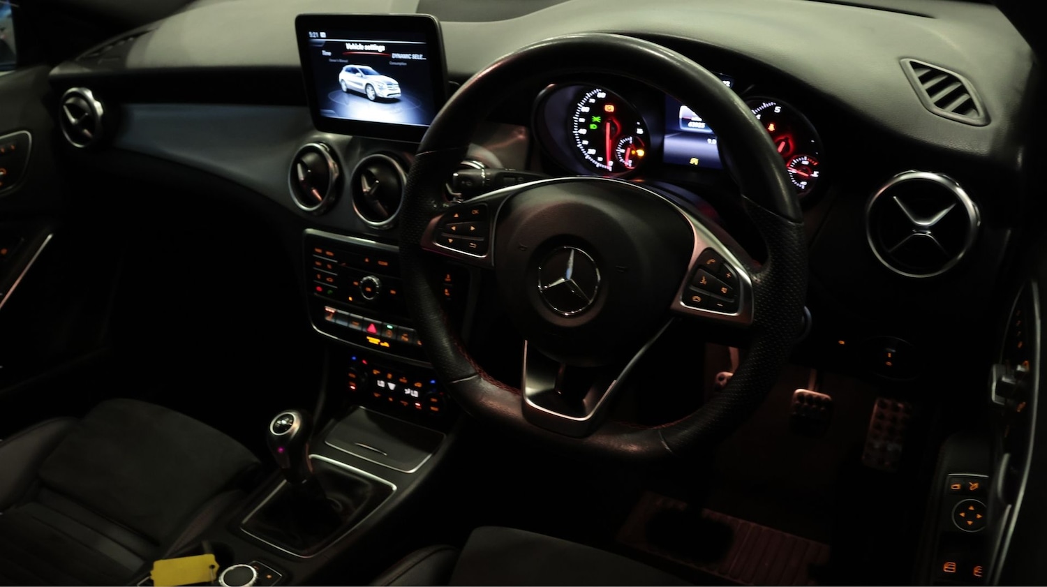 Used Mercedes-Benz GLA 2019 for sale - 77546302: Photo 9