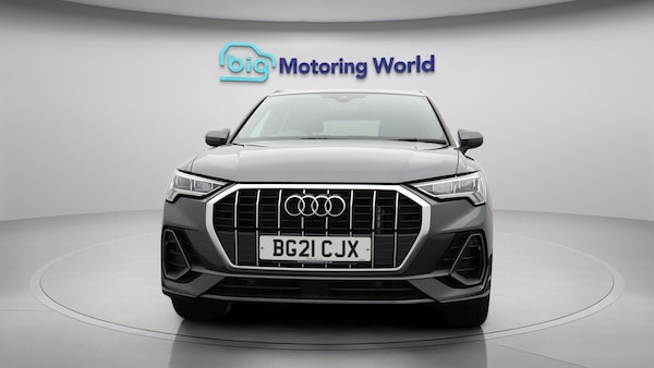 Used Audi Q3 2021 for sale - 76247344: Photo 3