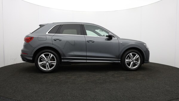 Used Audi Q3 2021 for sale - 76247344: Photo 42