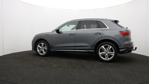 Used Audi Q3 2021 for sale - 76247344: Photo 76