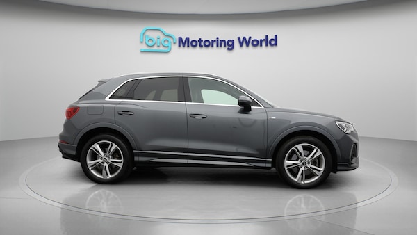 Used Audi Q3 2021 for sale - 76247344: Photo 9
