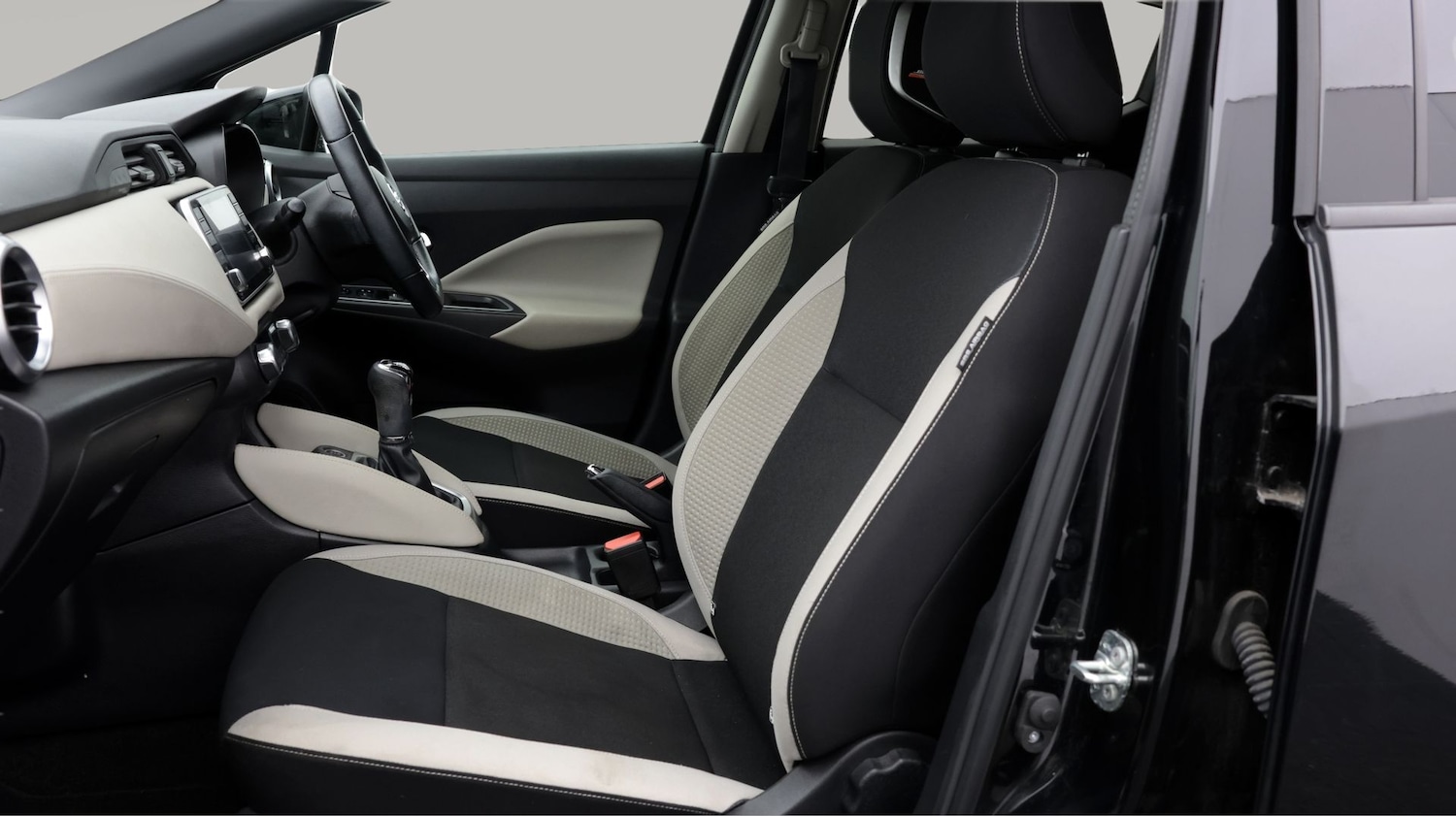 Used Nissan Micra 2022 for sale - 77651009: Photo 14