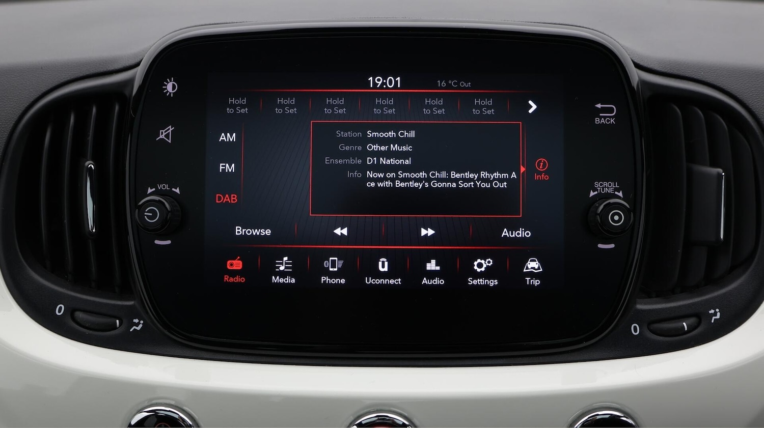 Used Fiat 500 2023 for sale - 76380792: Photo 11