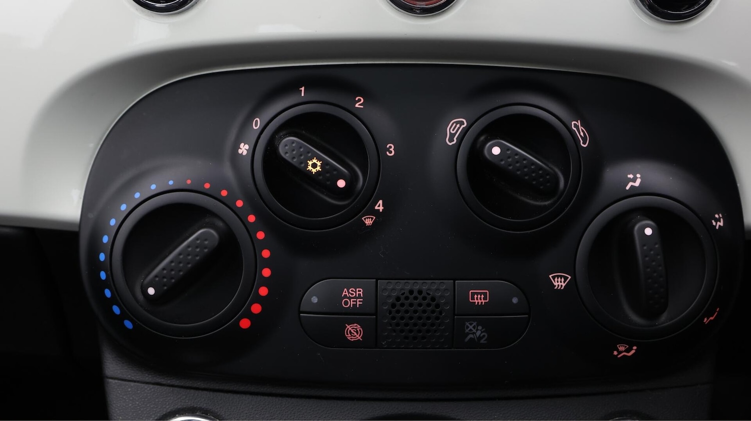 Used Fiat 500 2023 for sale - 76380792: Photo 12