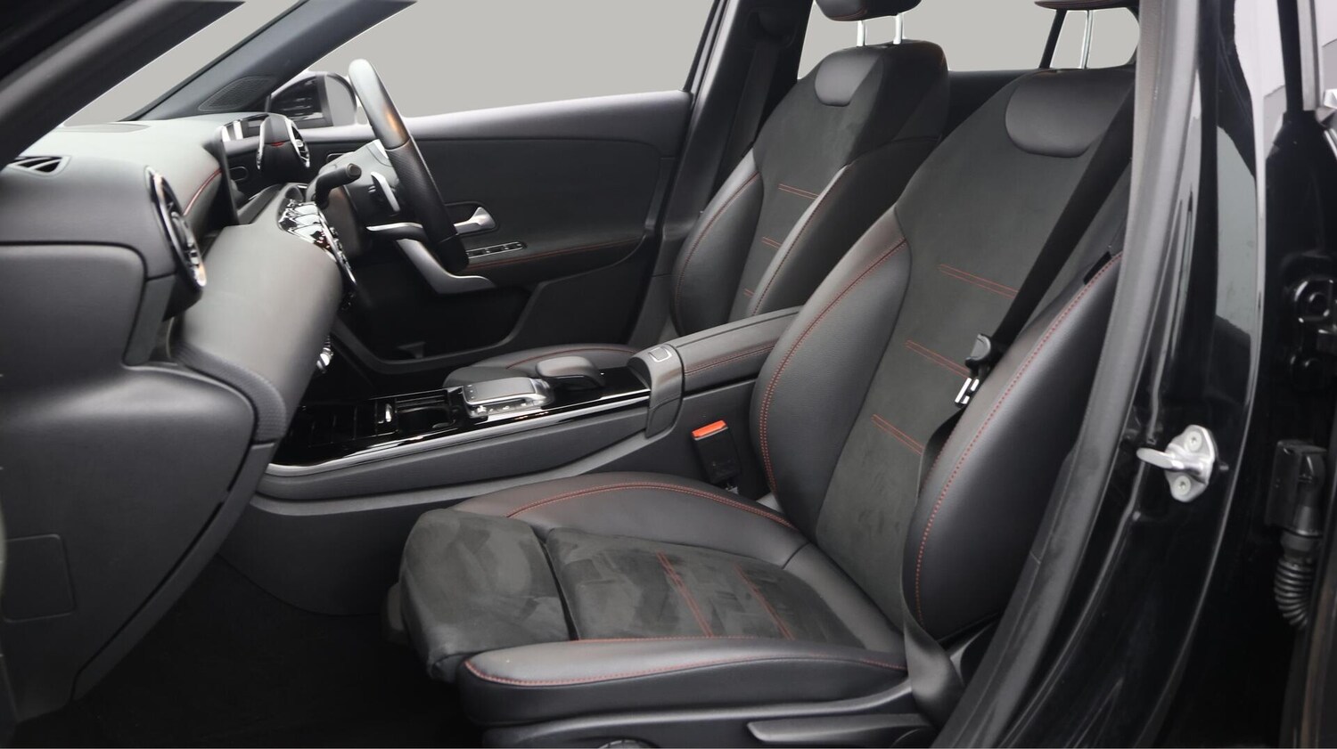 Used Mercedes-Benz A-Class 2021 for sale - 76561691: Photo 15