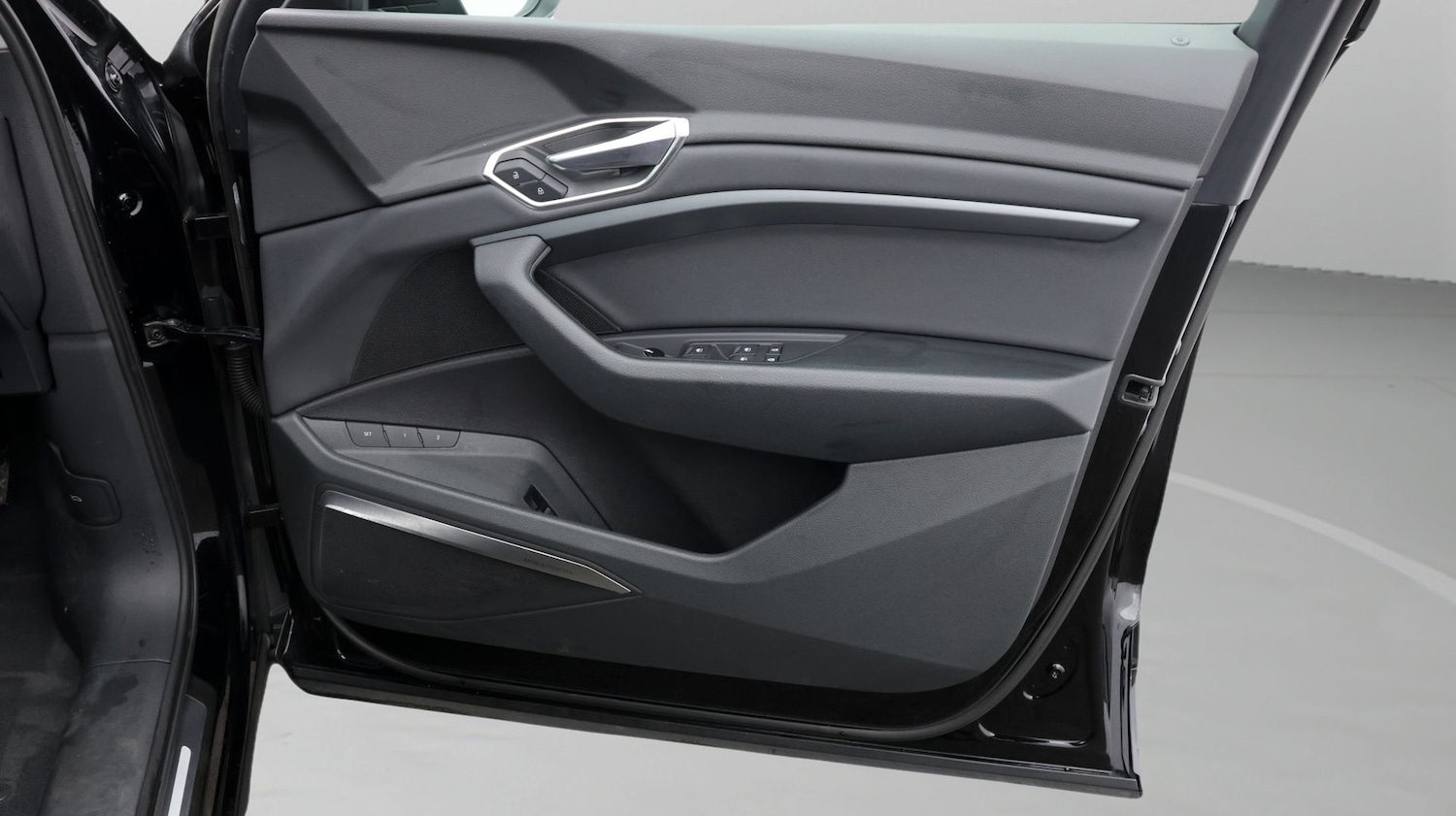 Used Audi e-tron 2020 for sale - 77854912: Photo 15